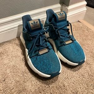 Adidas Phosphere Knit women’s teal size 8
